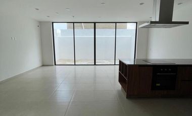 Casa en venta en Valle Imperial en Coto