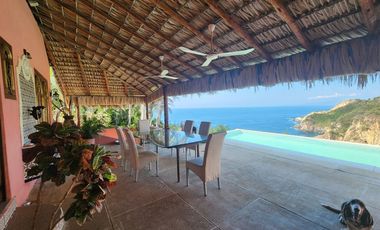 INCREIBLE CASA CON IMPRESIONANTES VISTAS A BAHIA Y PIE DE LA CUESTA