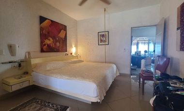 INCREIBLE CASA CON IMPRESIONANTES VISTAS A BAHIA Y PIE DE LA CUESTA