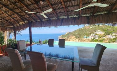 INCREIBLE CASA CON IMPRESIONANTES VISTAS A BAHIA Y PIE DE LA CUESTA