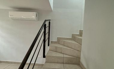 CASA EN RENTA EN ZONA CONCORDIA APODACA