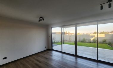 Casa en Arriendo en Casa Nueva, Condominio Colina Verdes, Gultro, Olivar