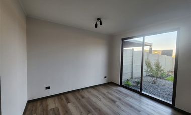 Casa en Arriendo en Casa Nueva, Condominio Colina Verdes, Gultro, Olivar