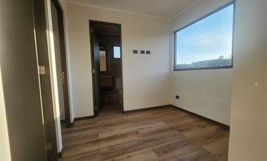 Casa en Arriendo en Casa Nueva, Condominio Colina Verdes, Gultro, Olivar