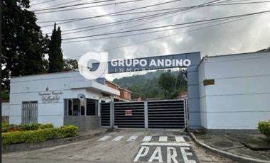 VENTA de CASA CAMPESTRE en BUCARAMANGA