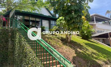 VENTA de CASA CAMPESTRE en PIEDECUESTA