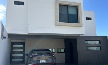 Casa en Venta Privada Privanza