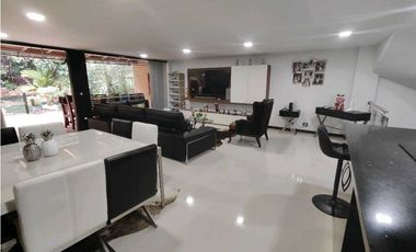 Amplios Espacios Casa Envig las brujas 6 alcobas !!300m2💰1630 Mill.