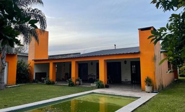Venta Casa de 2 dorm. en Sauce Viejo con pileta