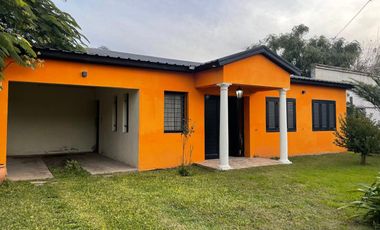 Venta Casa de 2 dorm. en Sauce Viejo con pileta