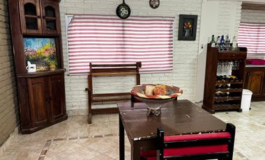 CASA EN VENTA CON QUINCHO Y PILETA EN SAUCE VIEJO