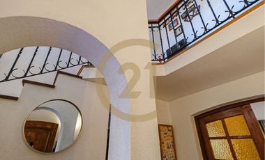 Casa en venta en la reina