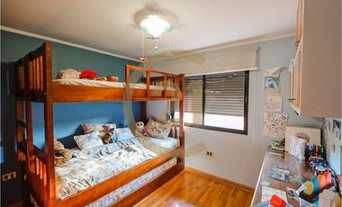 Casa en venta en la reina