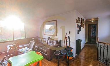 Casa en venta en la reina