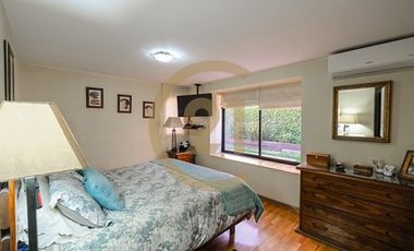 Casa en venta en la reina