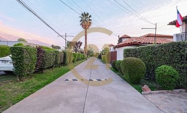 Casa en venta en la reina