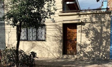 Casa en Venta en Victor Manuel con Placer