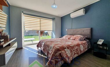 Casa en Venta en Vive en tranquilo sector de Padre Hurtado a pasos de la laguna