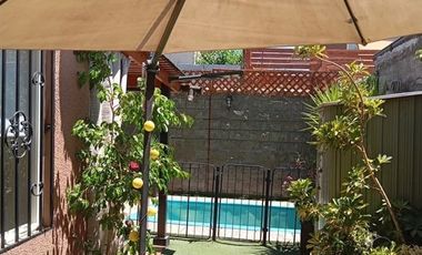 Casa en Venta en Valle Lo Campino
