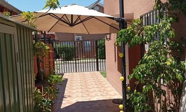 Casa en Venta en Valle Lo Campino