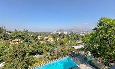 Casa en Arriendo en Av. La Quebrada / Las Condes