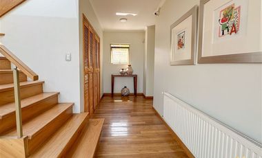 Casa en Arriendo en Av. La Quebrada / Las Condes