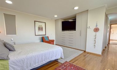 Casa en Arriendo en Av. La Quebrada / Las Condes