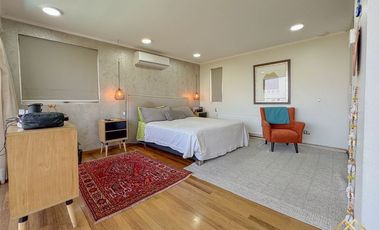 Casa en Arriendo en Av. La Quebrada / Las Condes