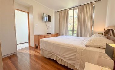 Casa en Arriendo en Av. La Quebrada / Las Condes