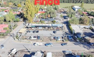 Local Comercial en Arriendo en Avenida Chicureo con Alba I