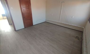 Local Comercial en Arriendo en a 50 mts de Portales