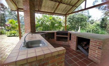 VENDO CASA CAMPESTRE EN SAN FRANCISCO CUNDINAMARCA