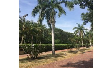 VENDO LOTE 6.580 M2 EN CONDOMINIO EL PASO, GIRARDOT