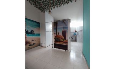 VENDO LOCAL: PLAZOLETA DE COMIDAS $ OPORTUNIDAD!