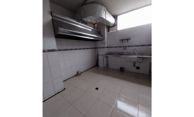 VENDO LOCAL: PLAZOLETA DE COMIDAS $ OPORTUNIDAD!