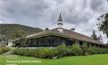 VENDO EXCLUSIVA HACIENDA CERCA DE BOGOTA