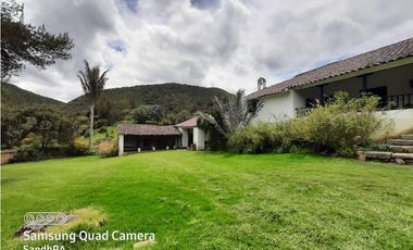 VENDO EXCLUSIVA HACIENDA CERCA DE BOGOTA