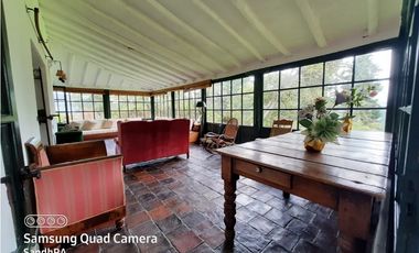 VENDO EXCLUSIVA HACIENDA CERCA DE BOGOTA