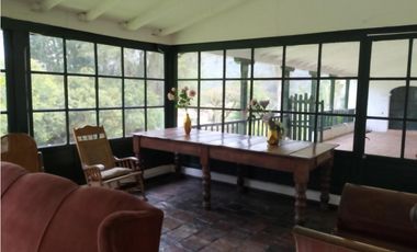 VENDO EXCLUSIVA HACIENDA CERCA DE BOGOTA