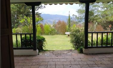 VENDO EXCLUSIVA HACIENDA CERCA DE BOGOTA