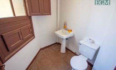 Local Comercial en Arriendo en Edificio con Estacionamientos / Cienfuegos