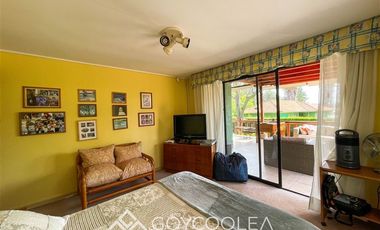 Casa en Venta en Condominio acceso y vista al Lago