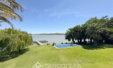 Casa en Venta en Orilla Lago San Rafael
