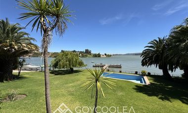 Casa en Venta en Orilla Lago San Rafael