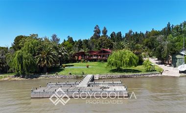Casa en Venta en Orilla Lago San Rafael