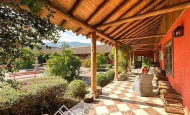 Casa en Venta en Campo Pumanque 8 Hec Casa Patronal