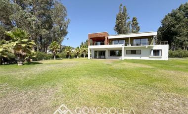Casa en Venta en Condominio La Peninsula