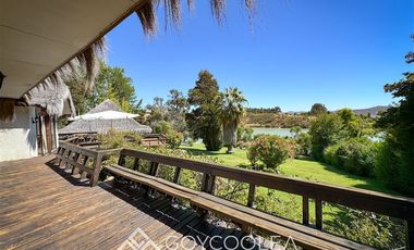 Casa en Venta en Orilla Lago San Rafael