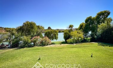 Casa en Venta en Orilla Lago San Rafael