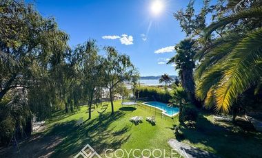 Casa en Venta en Vista Hermosa Orilla de Lago